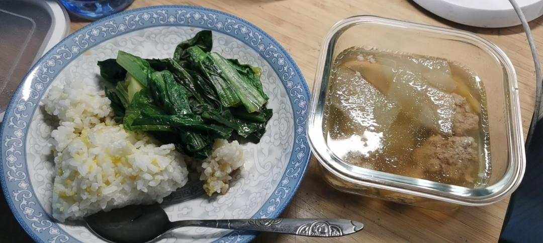 不用油不开油锅【冬瓜肉圆汤】