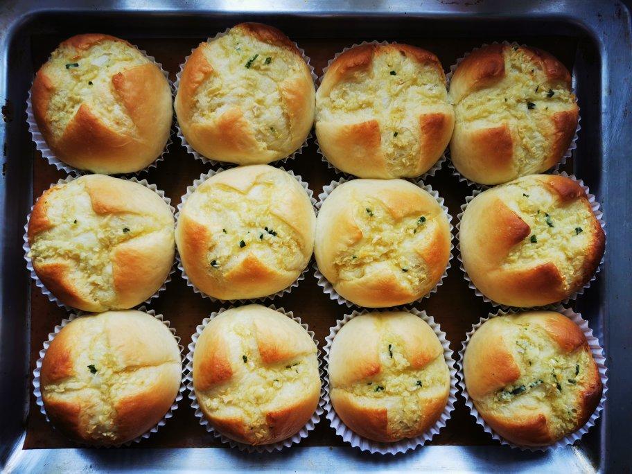 蒜香黄油餐包～一次发酵