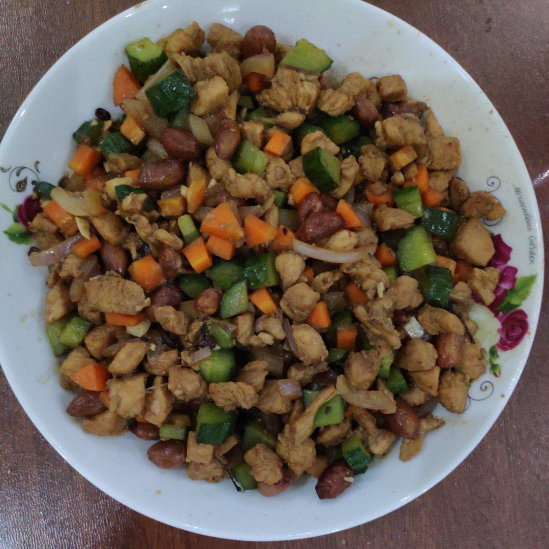 宫保鸡丁（家常做法）