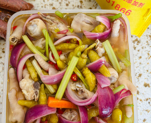 酸辣泡鸡脚 酸辣泡鸡脚