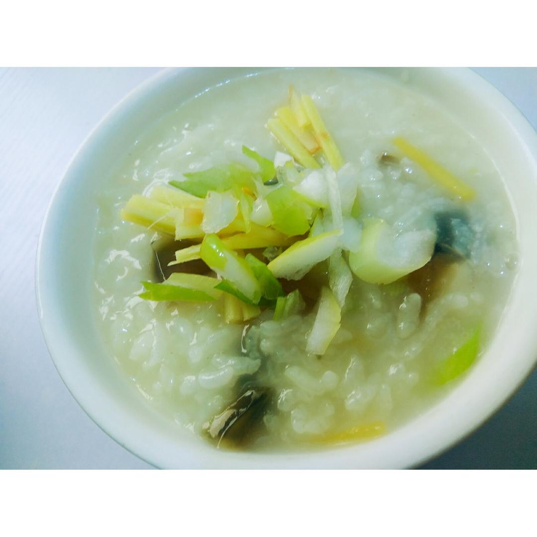 皮蛋瘦肉粥 Pidan & Pork Rice Soup