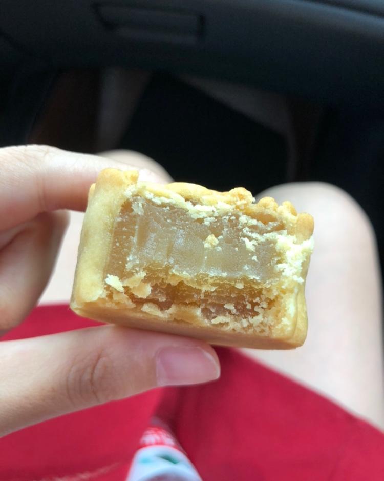 广式蛋黄月饼（75克、50克、各种规格都有）