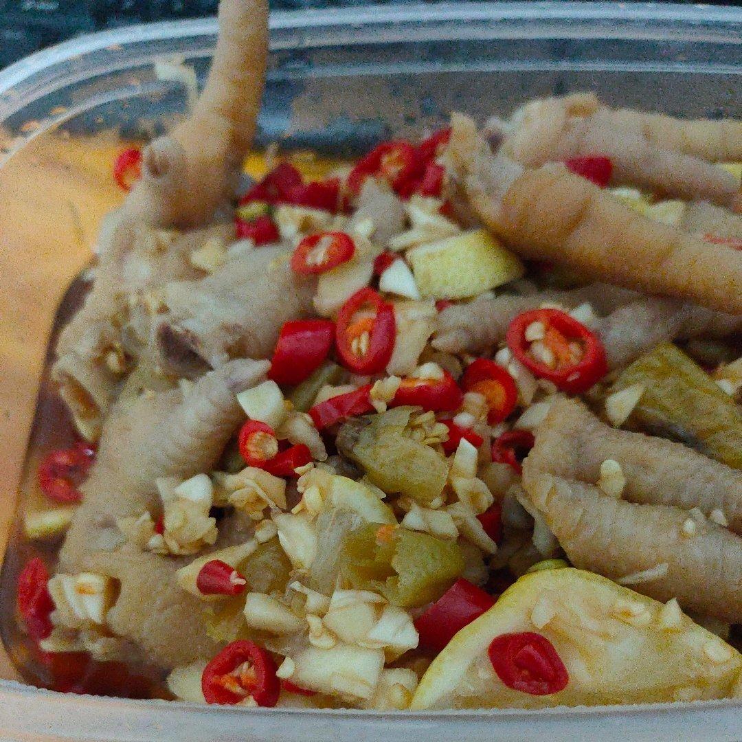 停不下来的秘制凉拌鸡爪