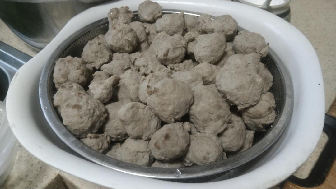 自制Q弹牛肉丸（搅拌机版）（不用手打也能上筋）