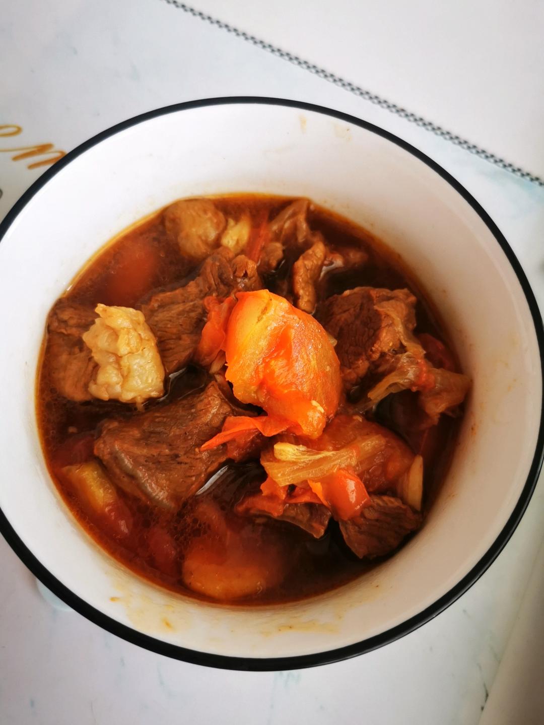 番茄土豆炖牛腩