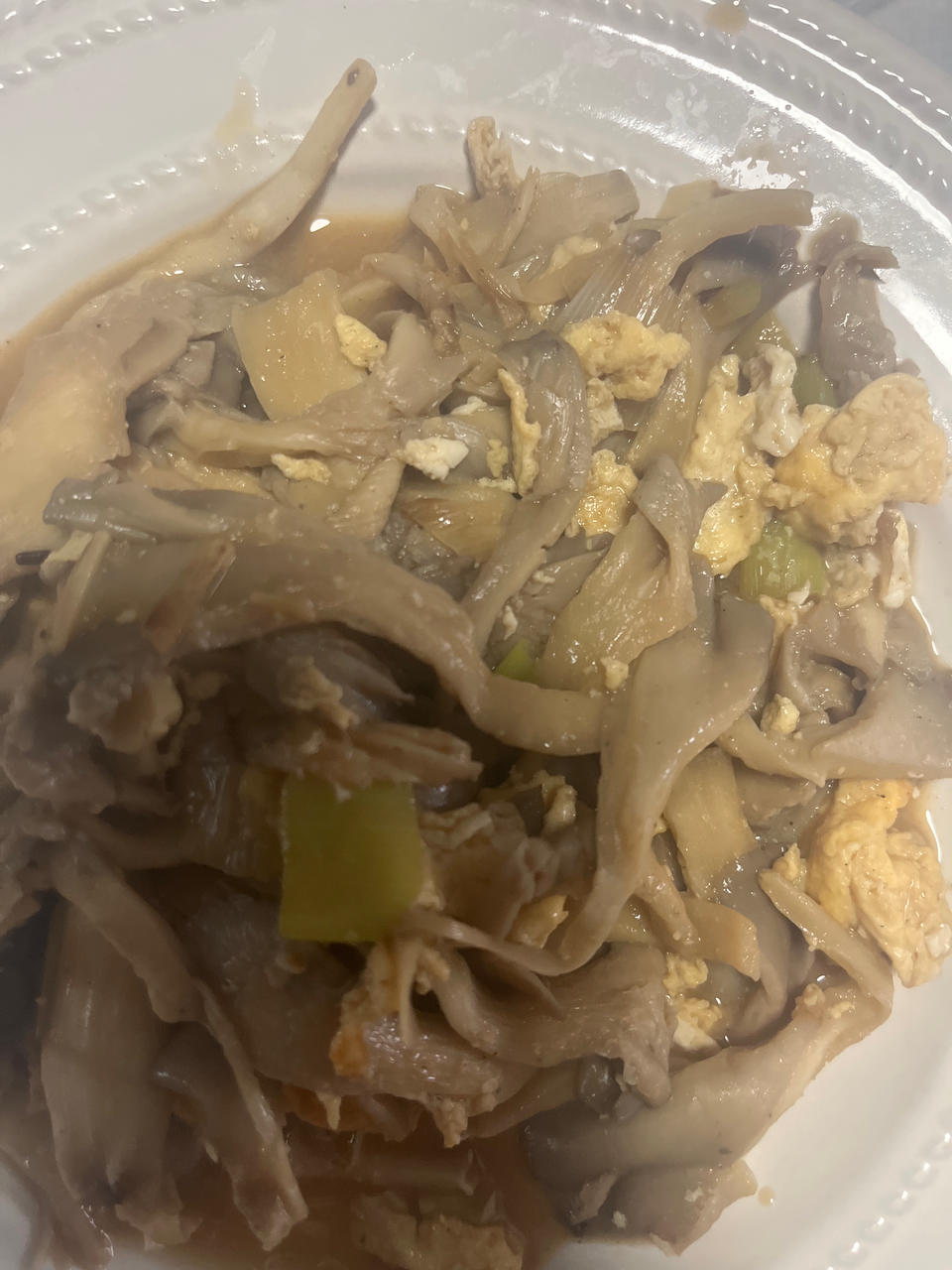 蘑菇炒鸡蛋	平菇这样炒，鲜美无比巨好吃