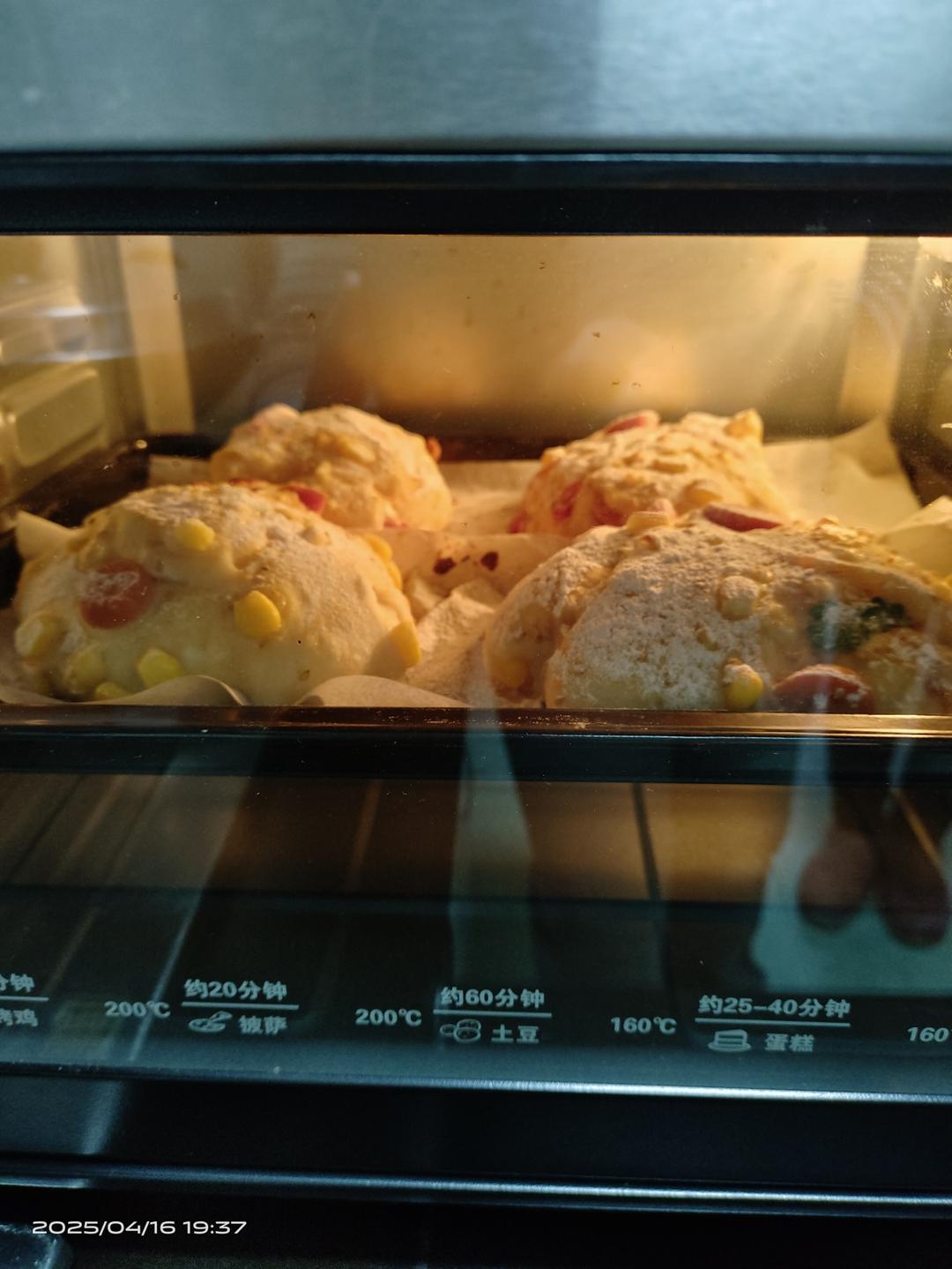 超级酥脆的恰巴塔或恰巴塔扭扭棒
