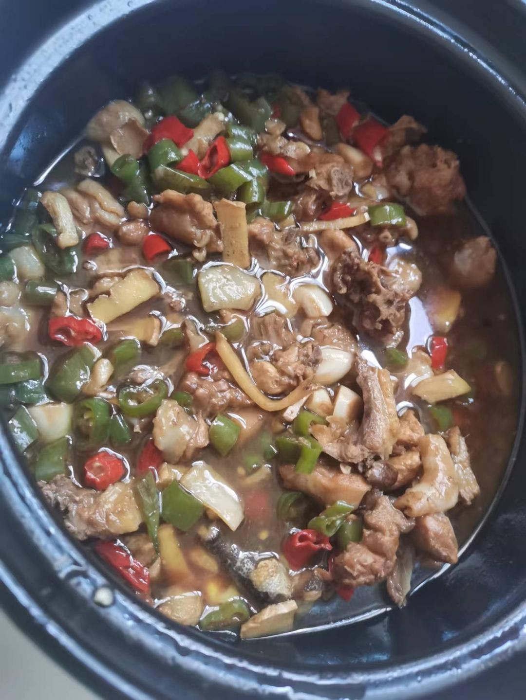 青椒老姜炒仔鸡