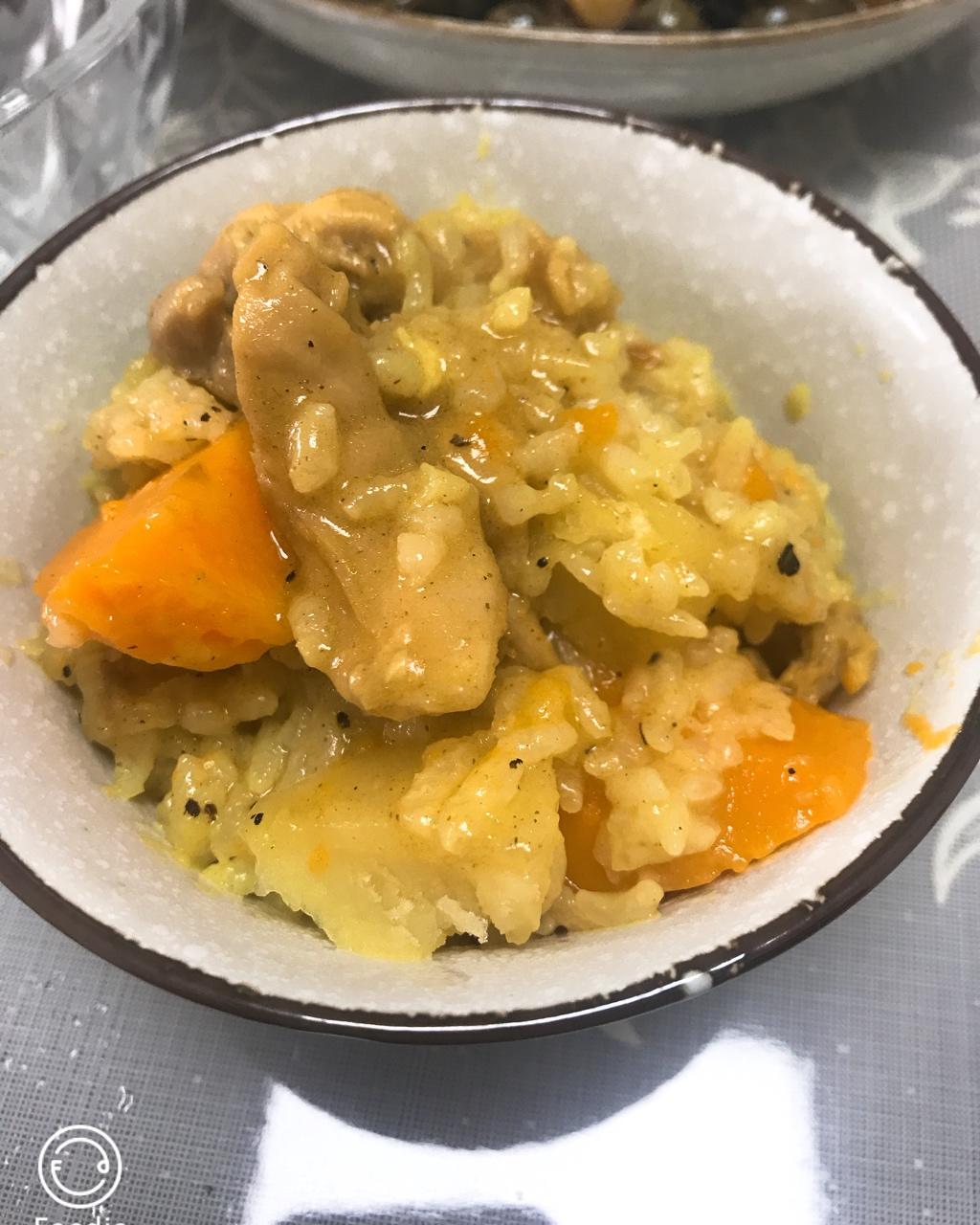 不孤独的咖喱鸡肉饭「厨娘物语」