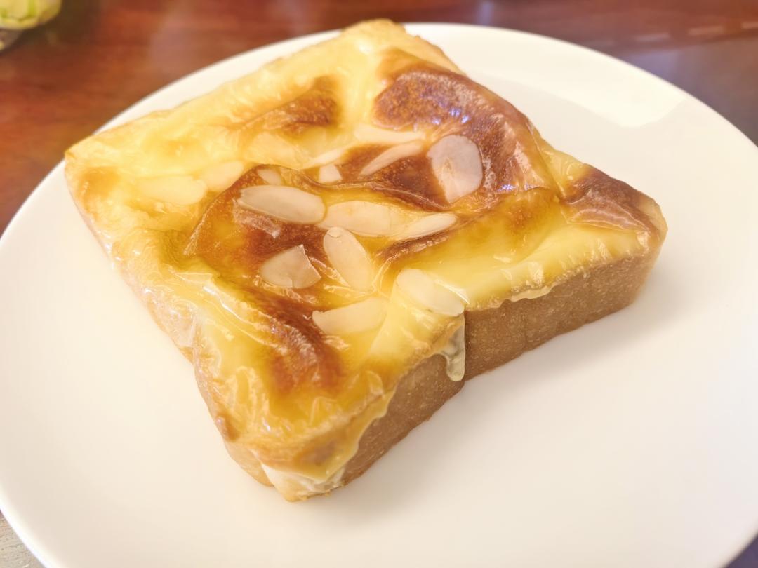 零失败快手岩烧乳酪(熔岩吐司)十分钟网红早餐，好吃哭