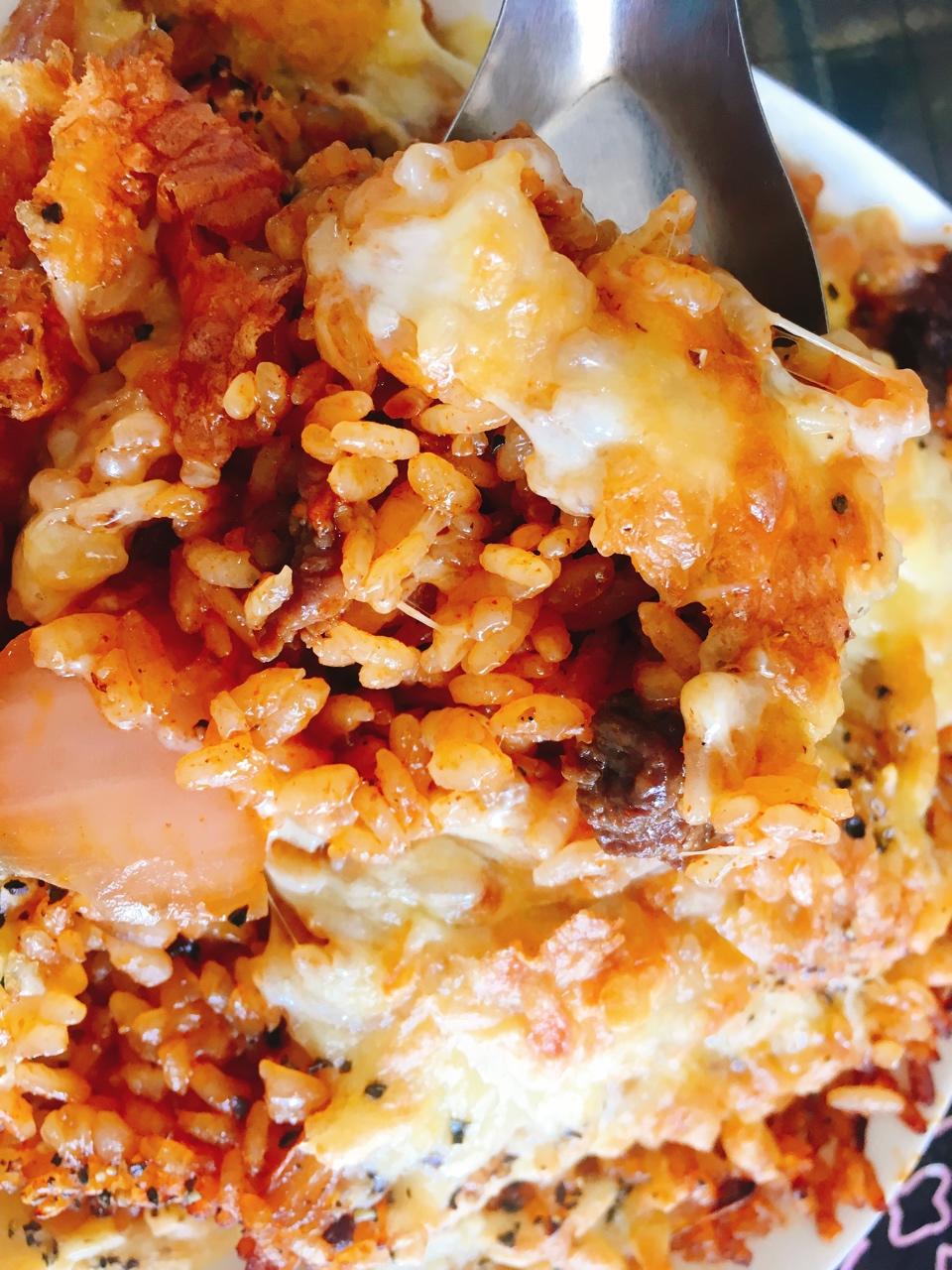 黑胡椒牛肉粒焗饭