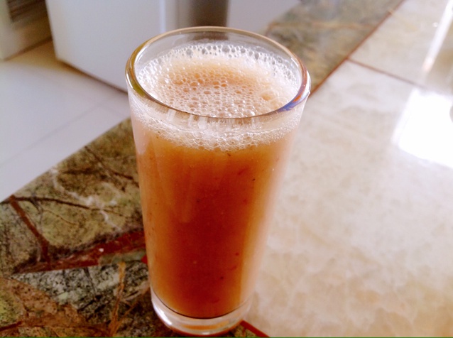 胡萝卜草莓柠檬饮