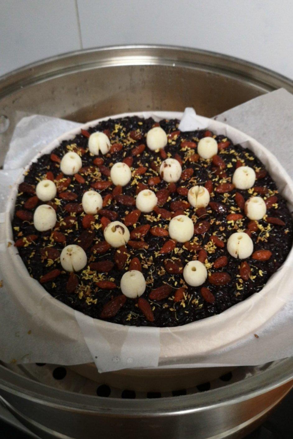 港式点心：黑米糕