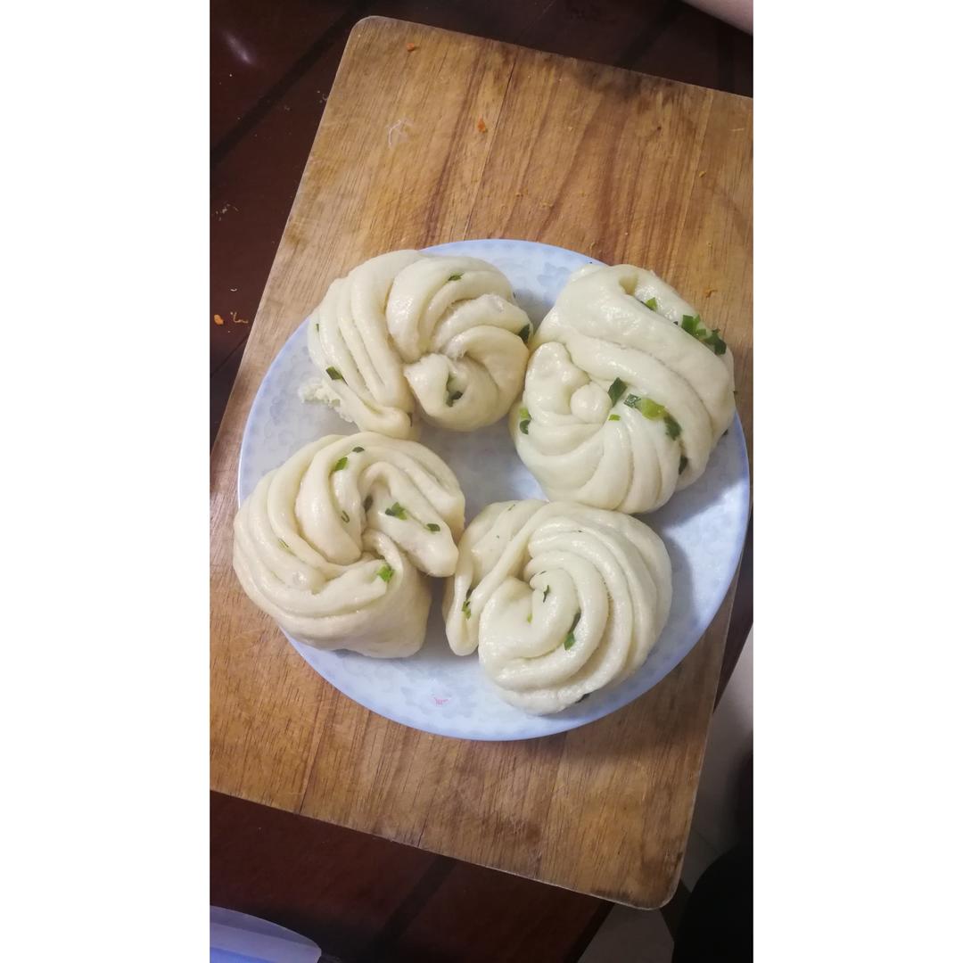 葱油花卷 Steamed Roll