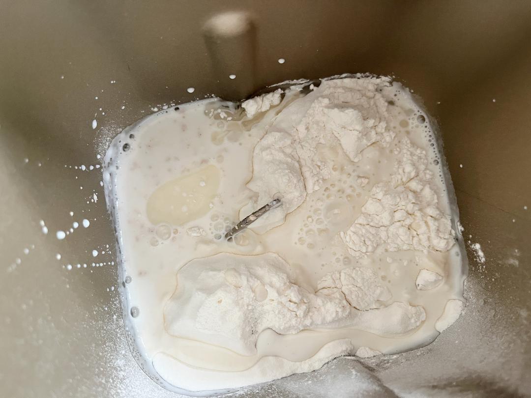 纯奶手撕吐司的做法 步骤1