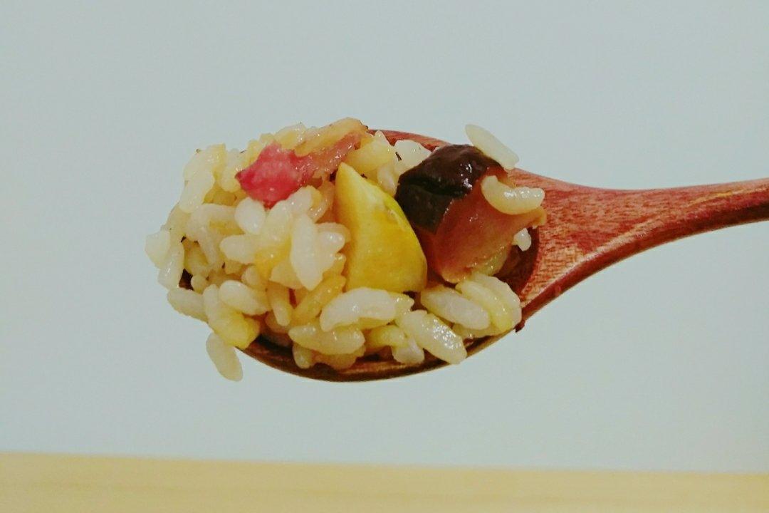 香肠香菇冬笋芋艿焖饭