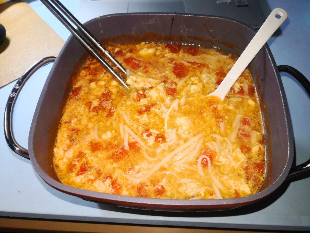 宇宙无敌好吃的西红柿鸡蛋面 三口之家的快手一餐