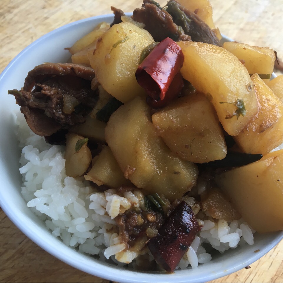 土豆烧牛肉