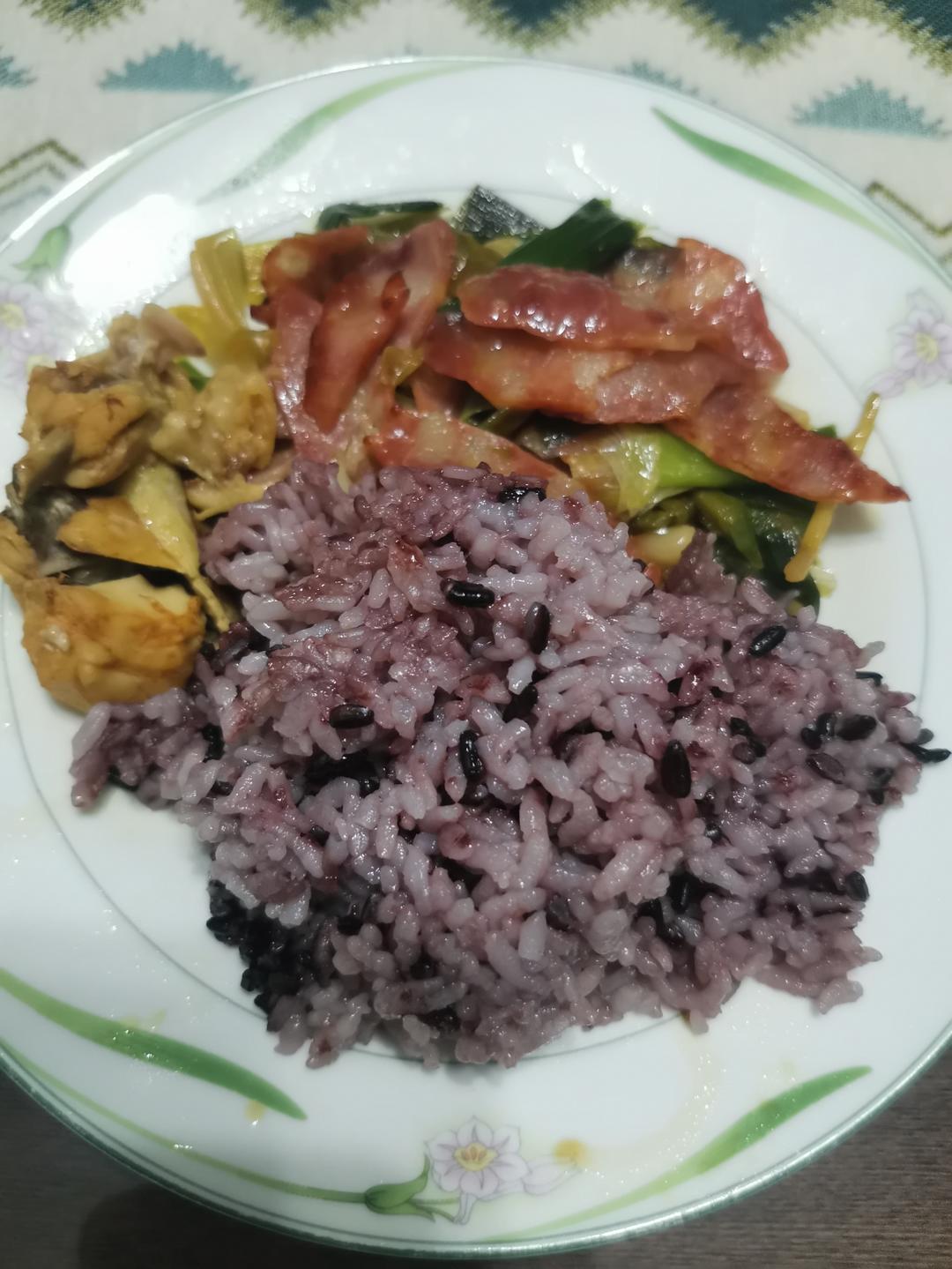 黑米饭