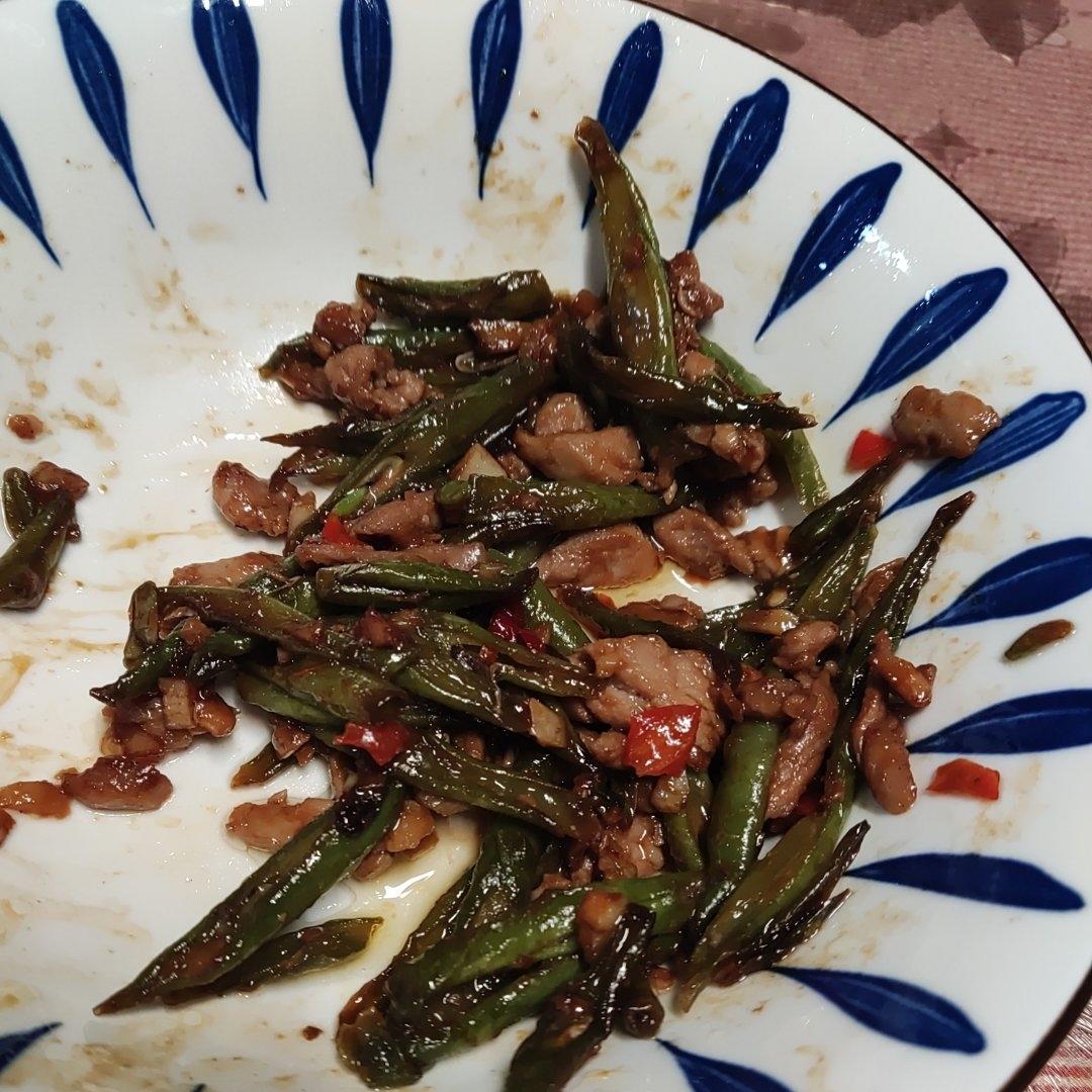 炒肉就得嫩—豆角炒肉（四季豆）