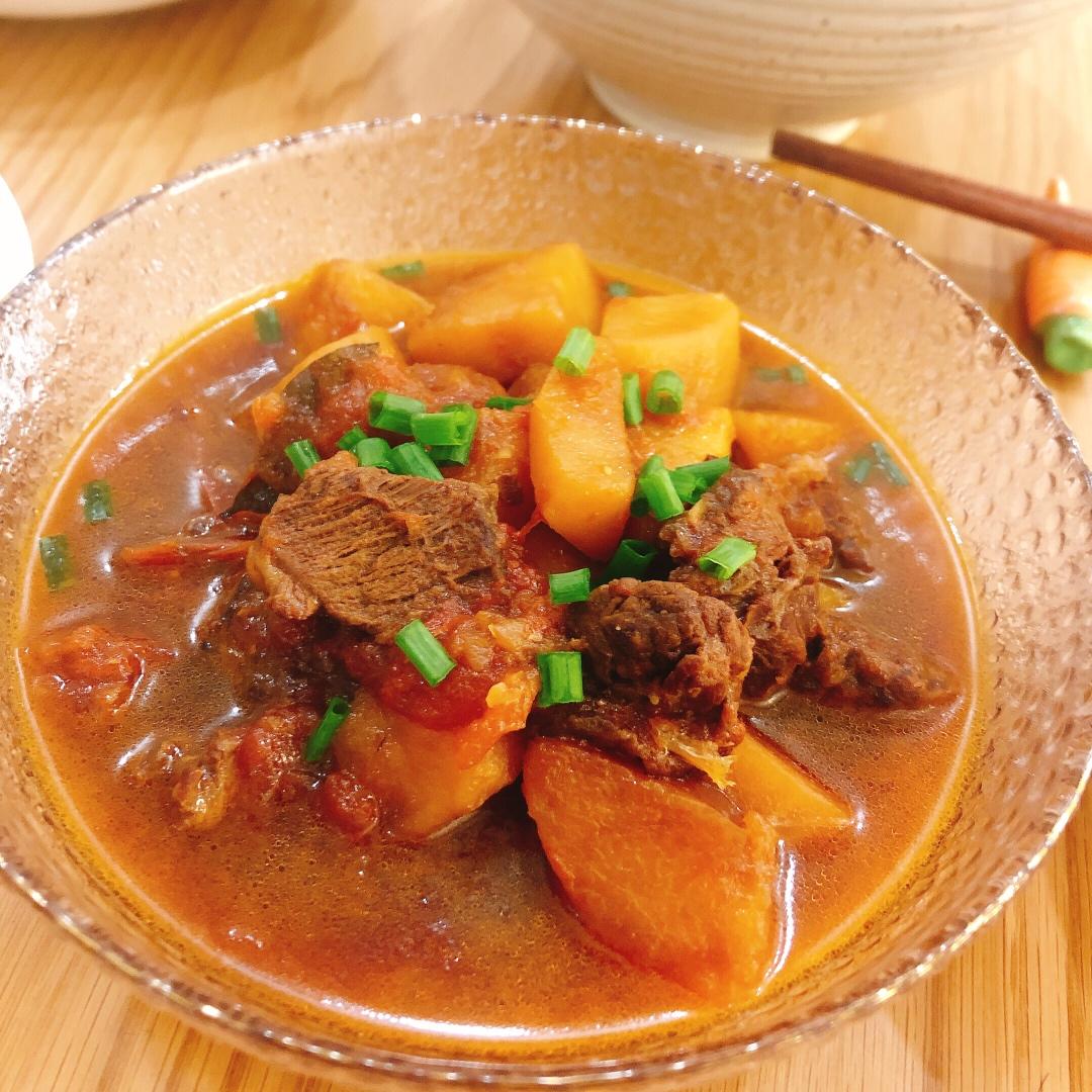 番茄土豆炖牛腩