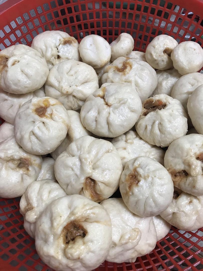 牛肉包子 牛肉洋葱胡萝卜馅