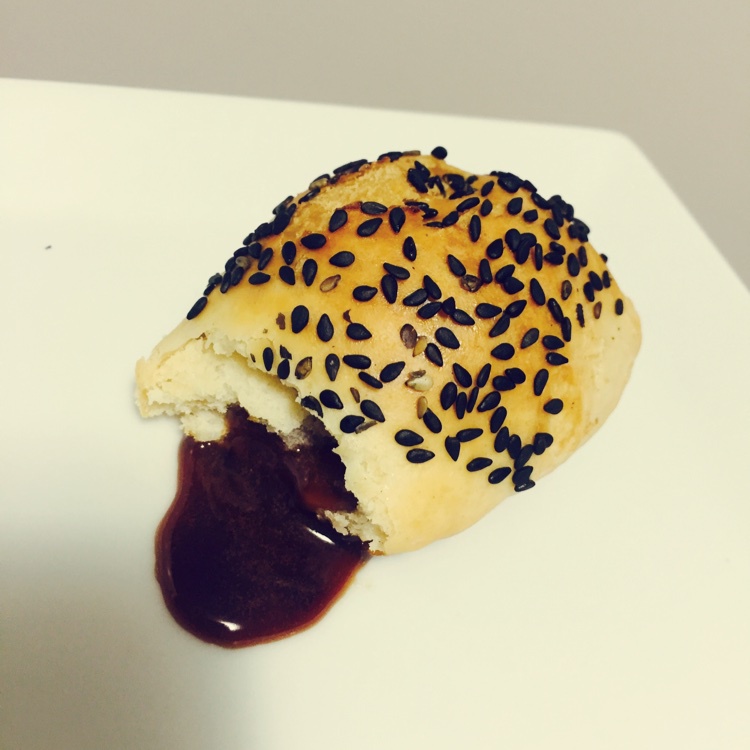 会掉渣，会爆浆的红糖烧饼