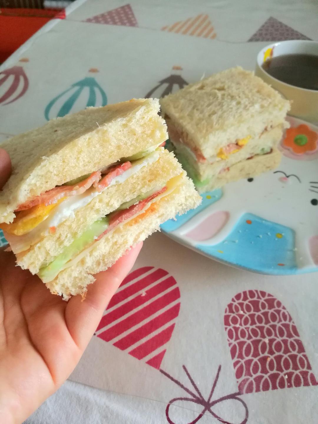 火腿芝士蛋三文治