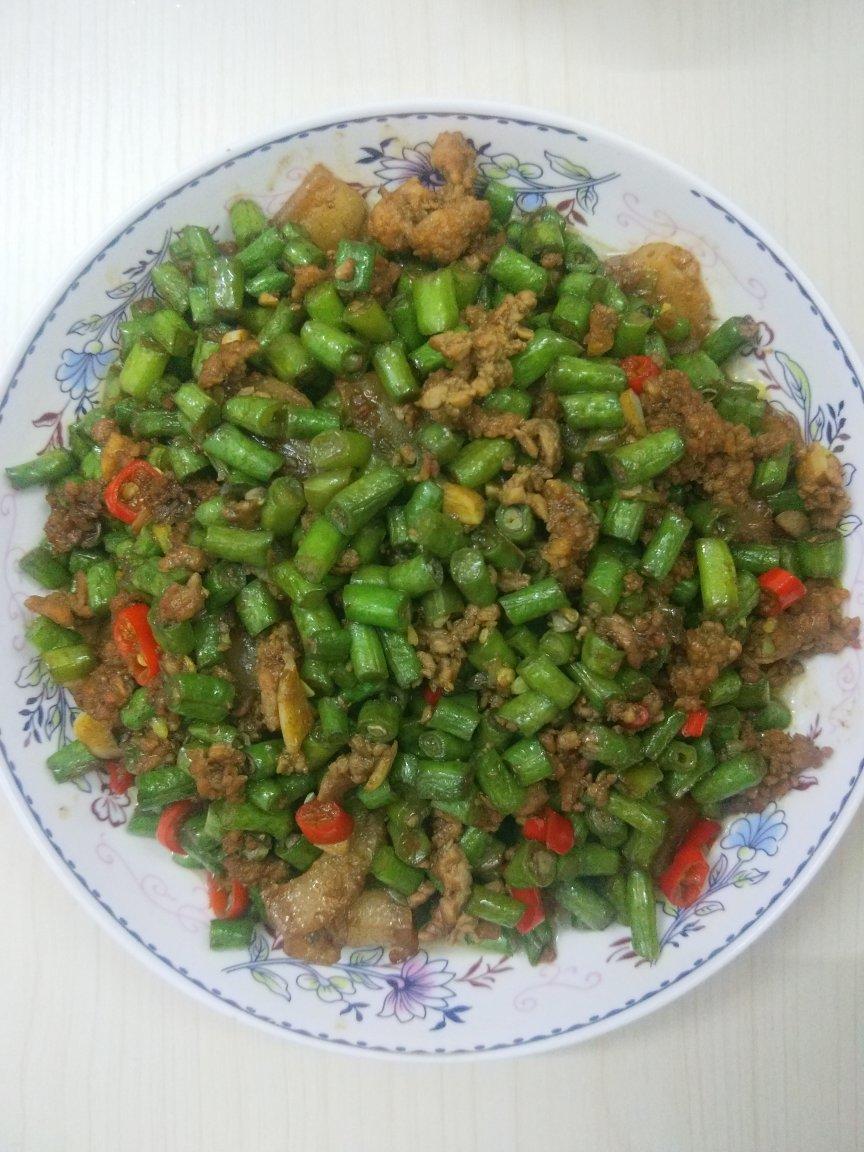 肉末橄榄菜炒四季豆/豆角