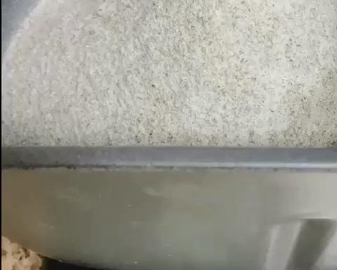 黑全麦面包的做法