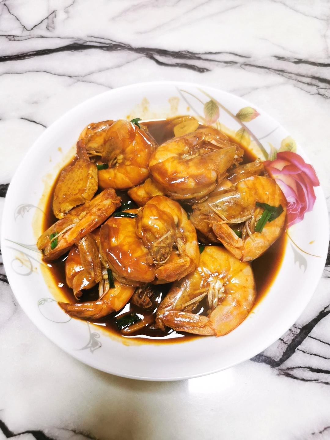 10分钟搞定，好吃到舔手指的油焖大虾