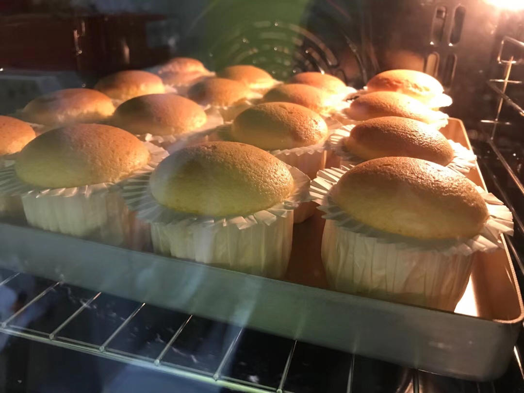 六寸戚风蛋糕(掌握这几点，做戚风就跟煮米饭一样简单)