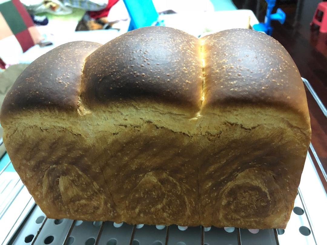 Poolish种（波兰种）吐司——不推荐不行的吐司配方