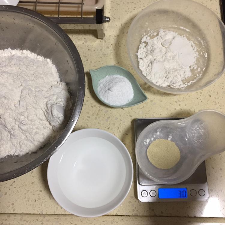 纯奶手撕吐司的做法 步骤1