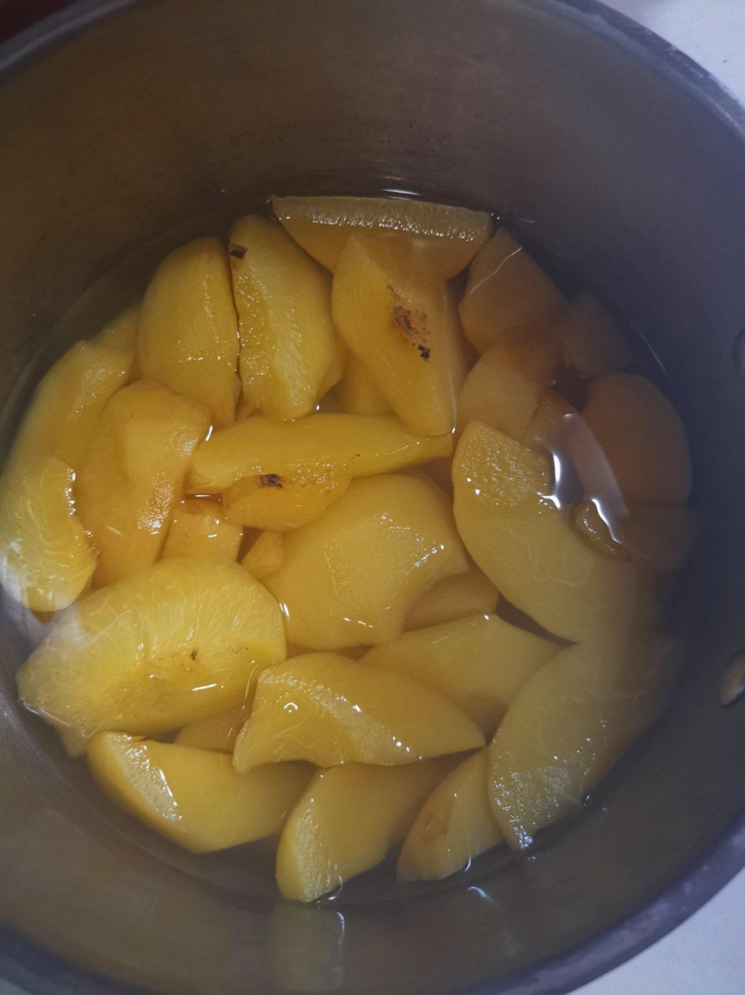 黄桃罐头