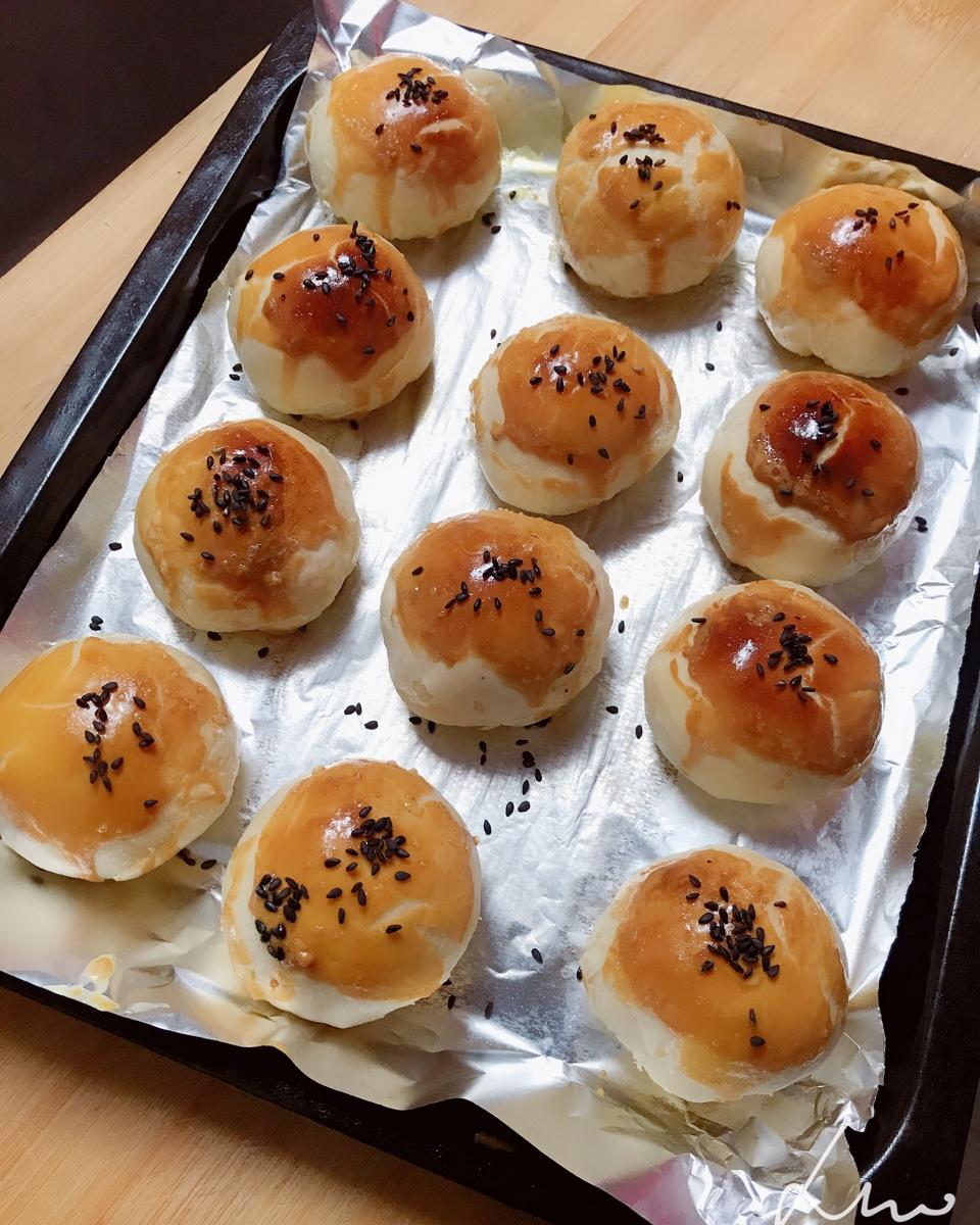 百吃不腻的蛋黄酥