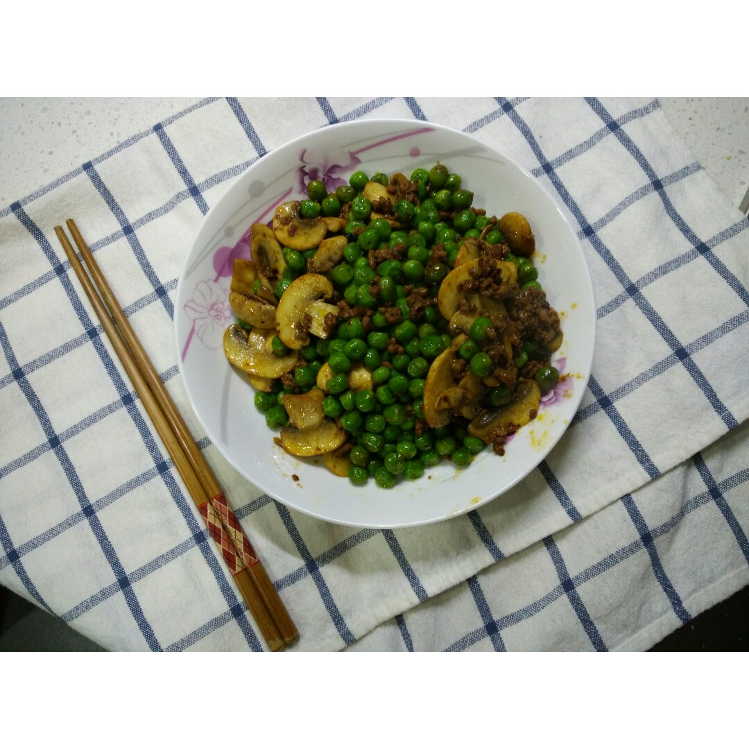 豌豆炒肉末