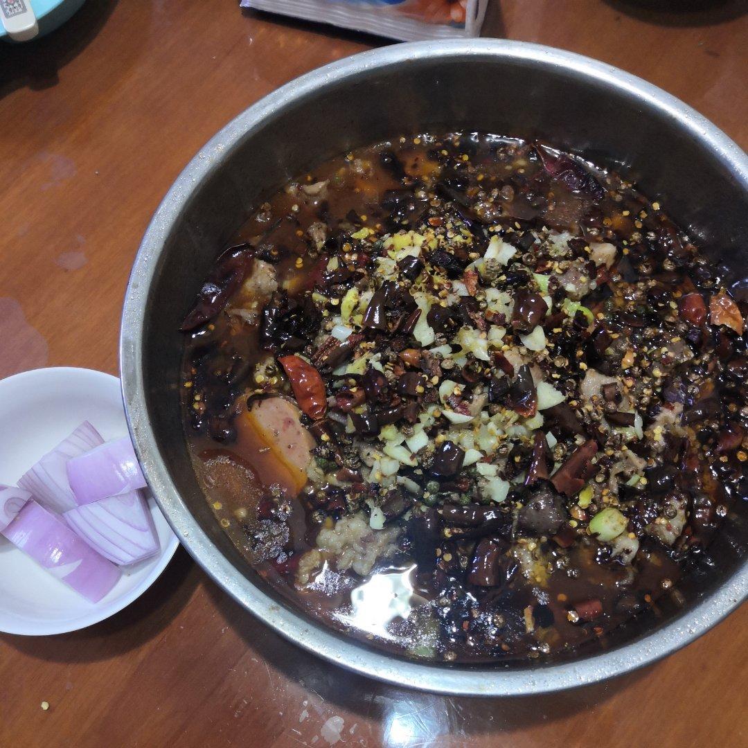 厨师长教你：“水煮肉片”的正宗做法，这味道真的很四川