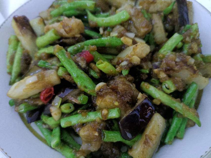 豆角烧茄子