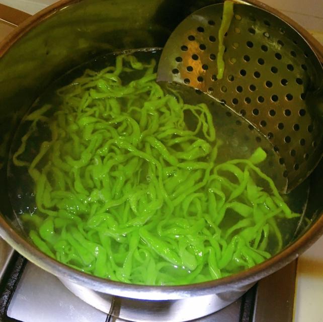 面食-蔬菜鸡蛋手擀面