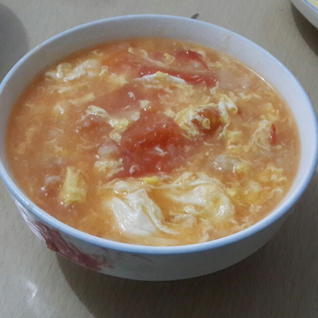 西红柿鸡蛋疙瘩汤