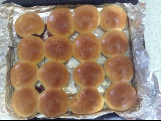 大人小孩都爱不释口的【蜂蜜牛奶小餐包】