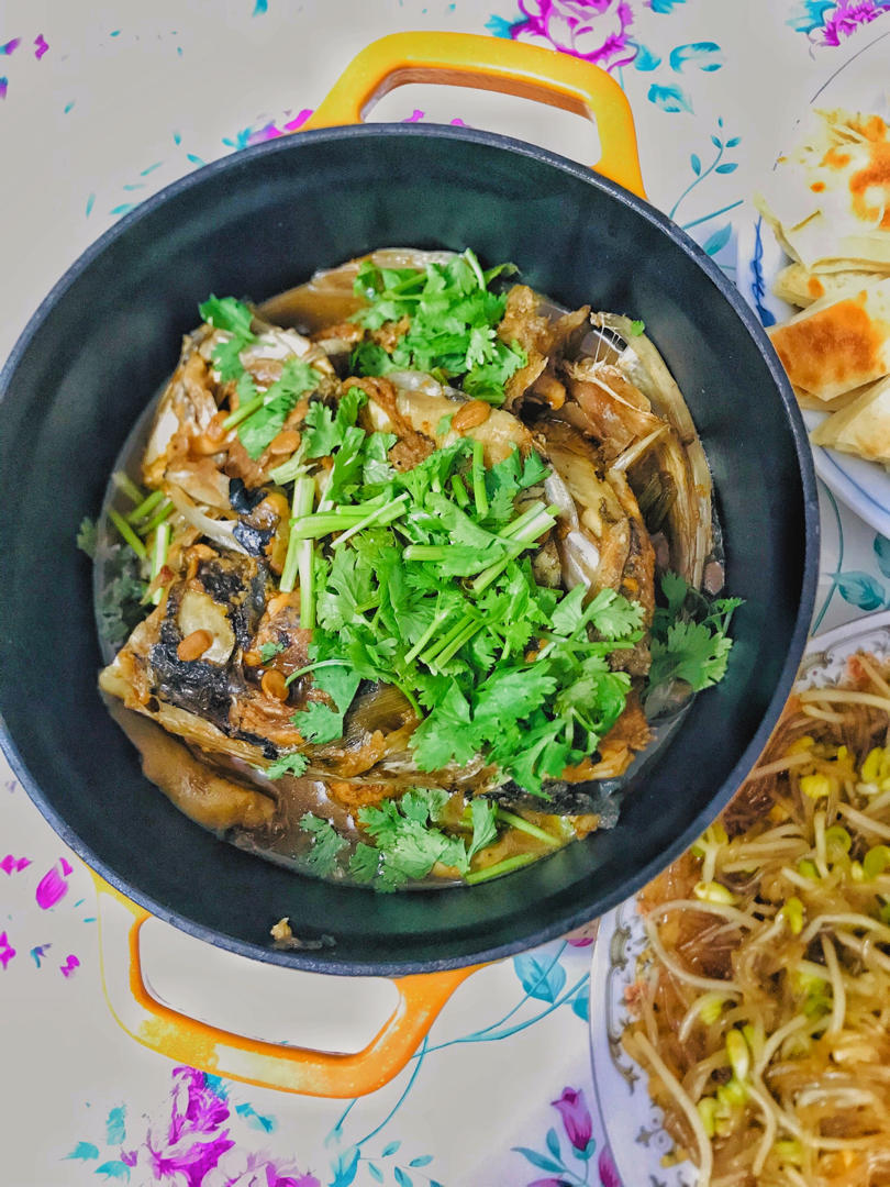 鱼头泡饼 炖鱼头（家庭版旺顺阁）