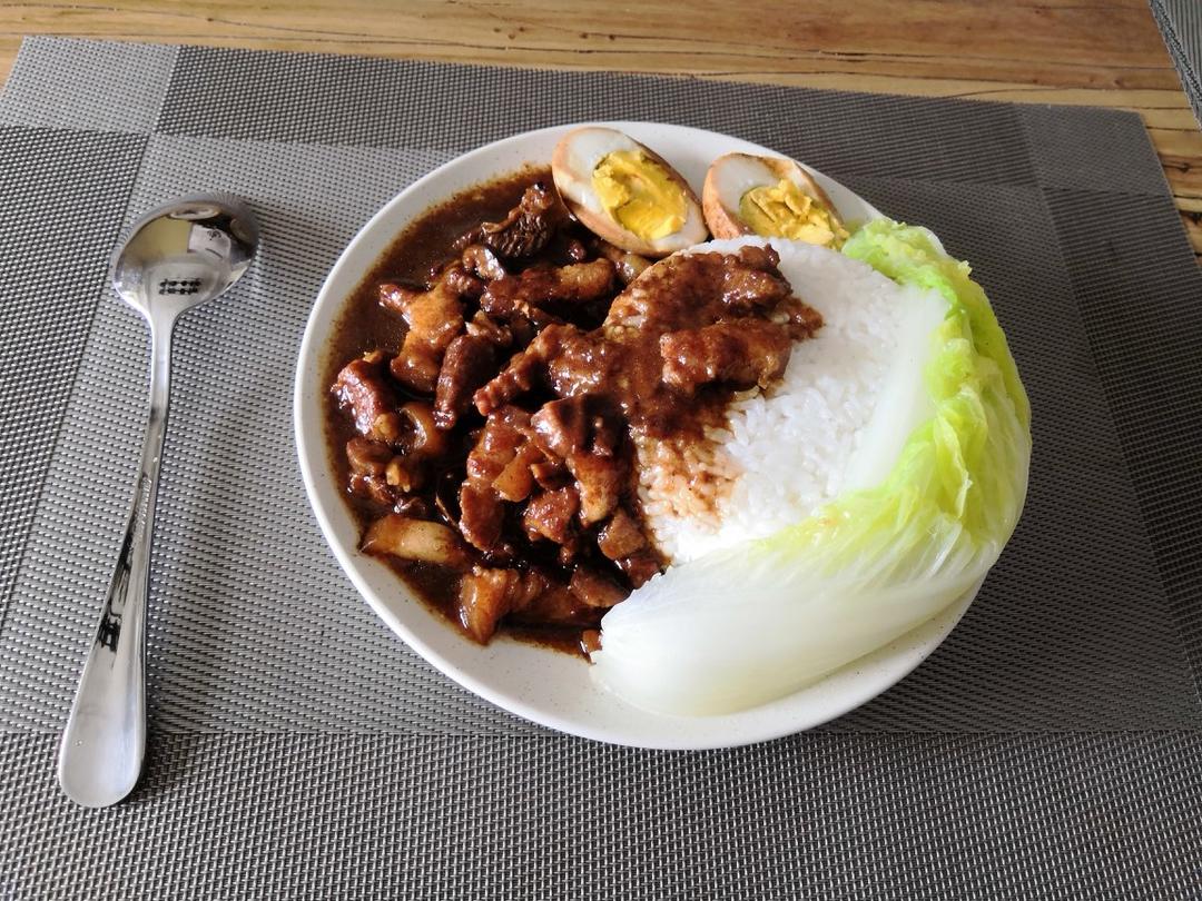 台式卤肉饭