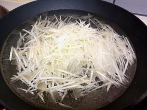 蚕豆米苤蓝汤的做法 步骤5