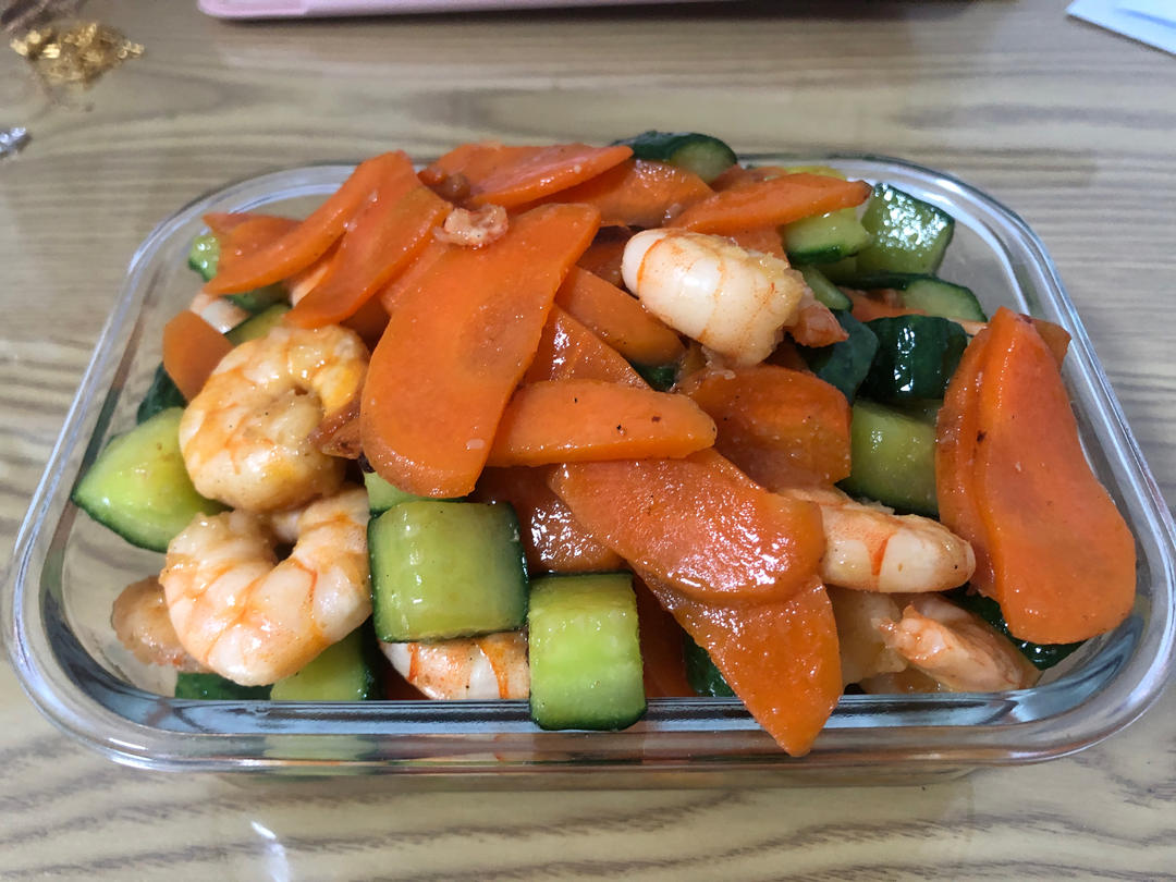 十分钟快手菜———青瓜虾仁