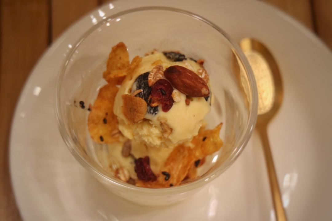 朗姆黑加仑冰淇淋 Rum Raisin Ice cream