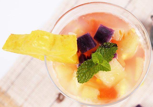 月子餐：六色水果汤（产后补充维生素、预防便秘）的做法
