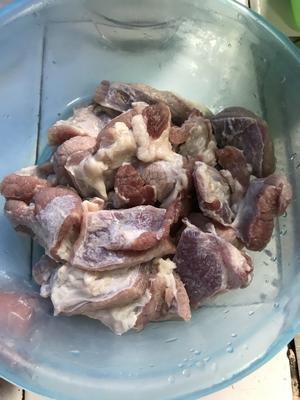 大口吃肉--电压力锅红烧牛腩🐂的做法 步骤1