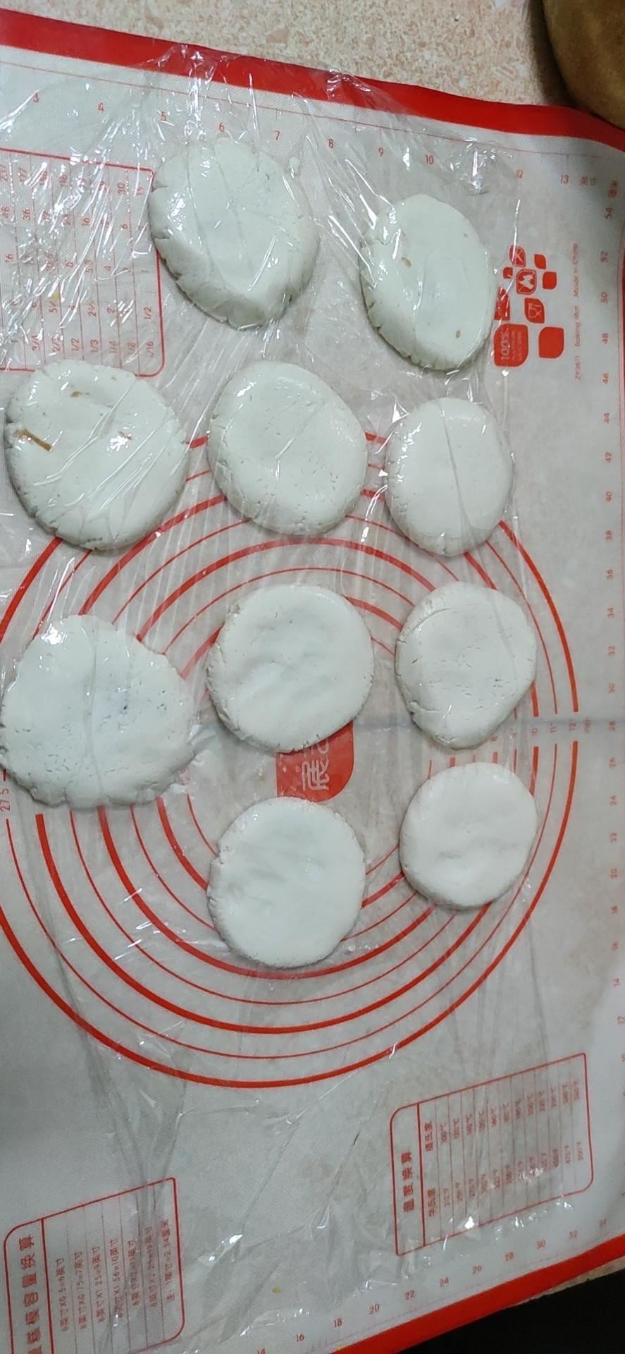 东北油炸糕（糯米粉豆沙馅儿）不翻车很简单